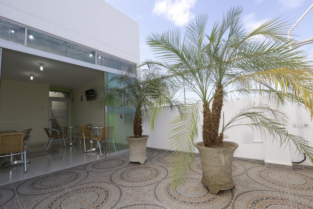 Hostal Florida Чиклайо Екстериор снимка