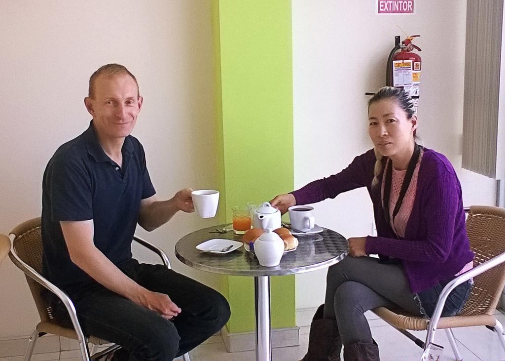 Hostal Florida Чиклайо Екстериор снимка