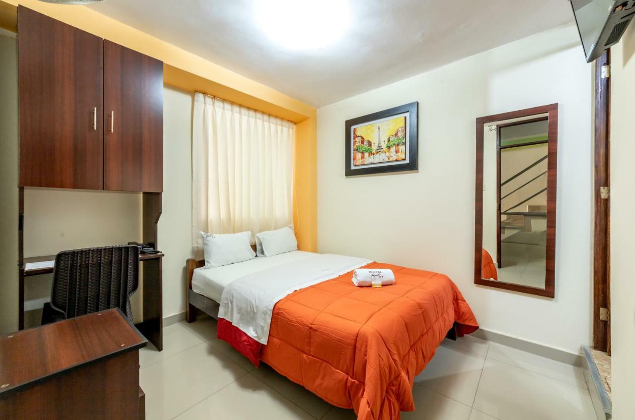 Hostal Florida Чиклайо Екстериор снимка