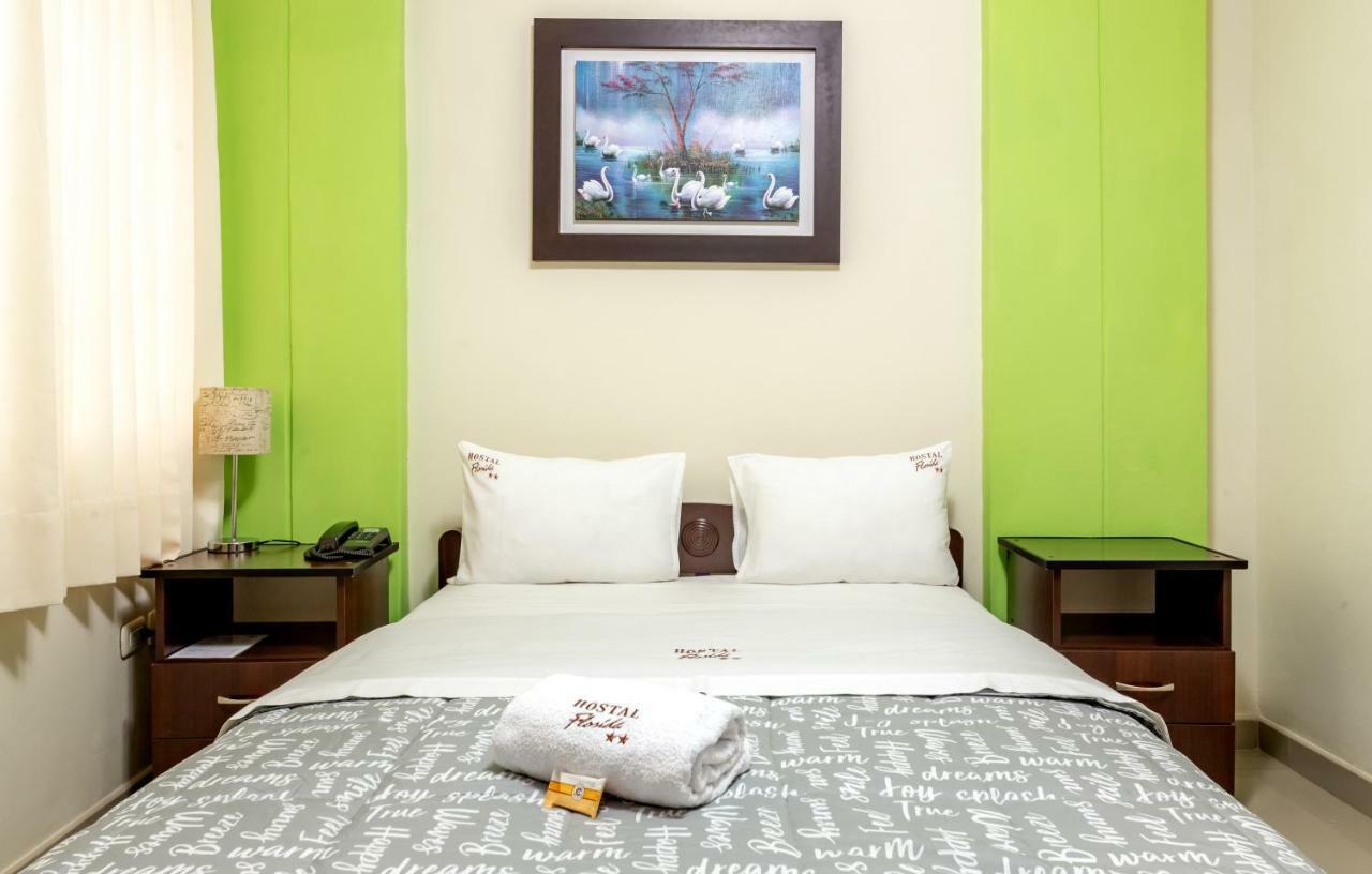 Hostal Florida Чиклайо Екстериор снимка