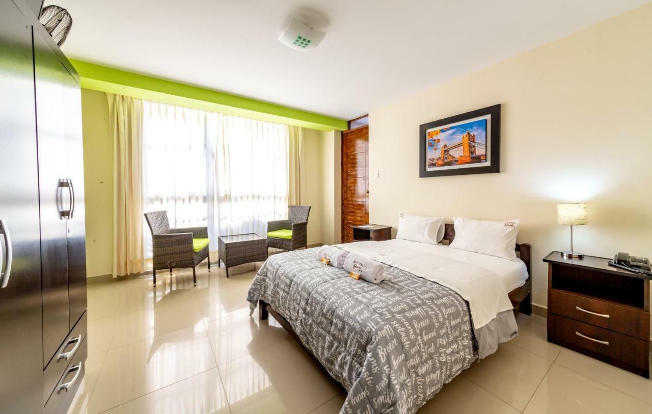Hostal Florida Чиклайо Екстериор снимка